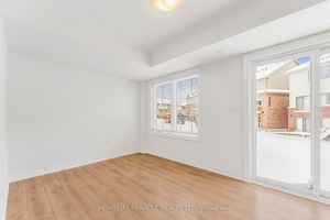 2 years new Townhome Featuring 9 Ft Ceilings, Open Concept Contemporary Design And Laminate Flooring On The Main Floor.