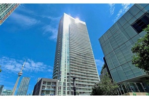 Stunning 2 Bedroom Corner Unit with Lake amp ; City Views, Stylish amp ; Spacious Living !