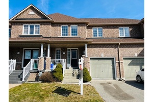 Gorgeous Freehold Townhouse In A Highly Demanded Family Neighborhood.