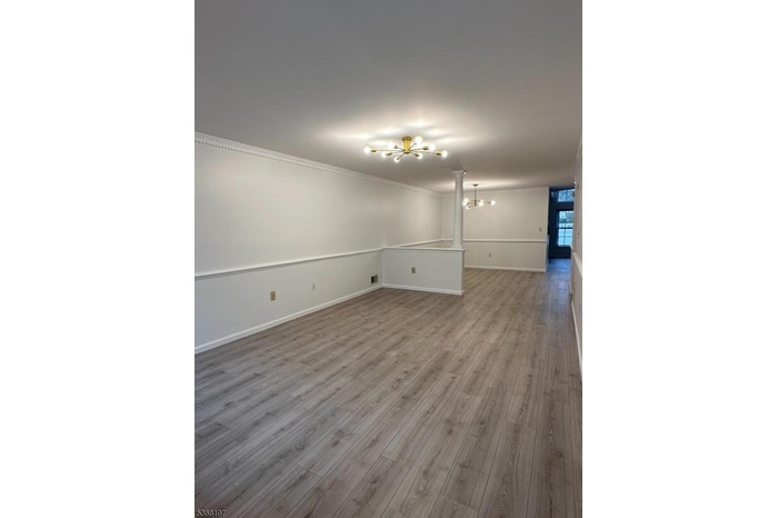 Living/Dinning Rm