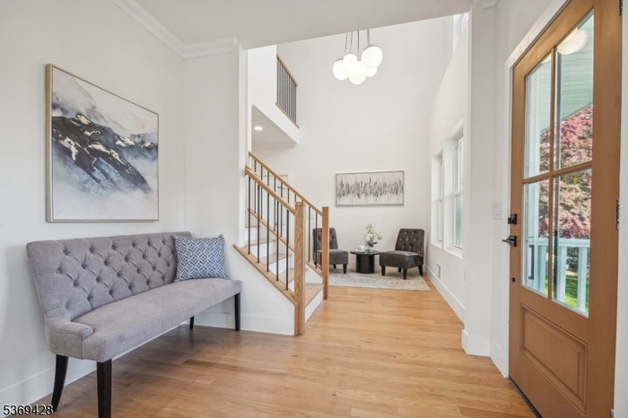 Foyer-1
