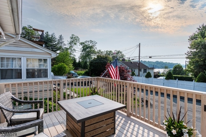 Lakeview from front deck