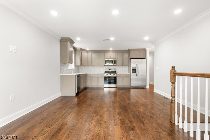 Apt 1 Open Floor Plan