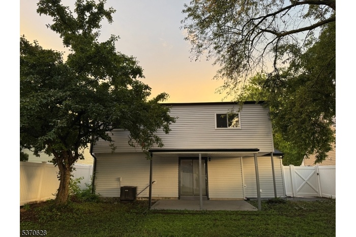 REARHOME 2