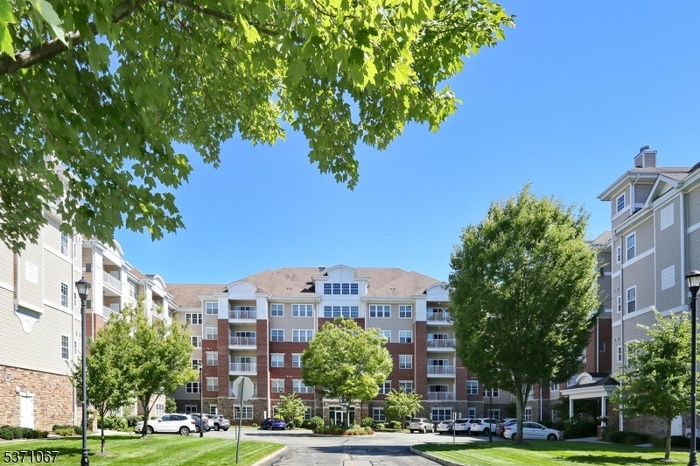 Building 10