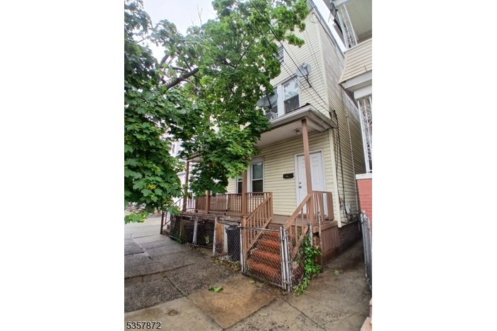 439 Marshall