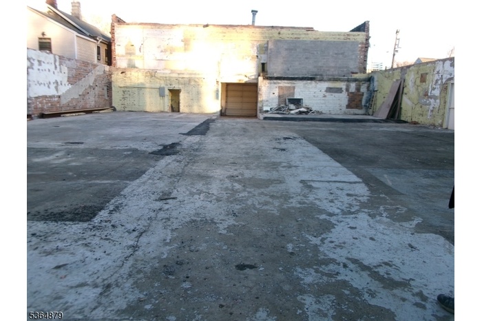 Enclosed yard