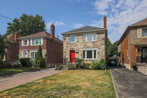 Beautiful Detached Recently Renovated Family Home with Classic Kingsway Charm.