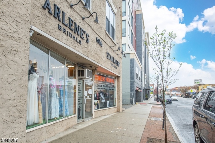 Prime Downtown Location