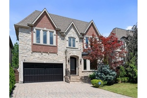 Elegant Custom Luxury in The Prestigious Willowdale Area Rarely lived in and immaculately cared for this home feels Brand New Welcome to this spectacular, custom built masterpiece set on an ...