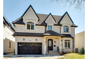 Welcome to this exquisite residence in one of Toronto's most sought after neighborhoods.