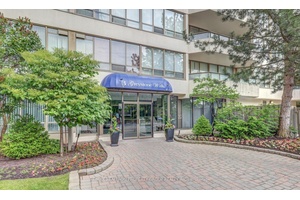 Rarely Available is a modified Three Bedroom Tridel Corner Unit with Panoramic Views in Scarborough Welcome to 3 Greystone Walk, where lifestyle meets convenience !