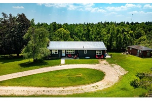 This is the country property you've all been waiting for.