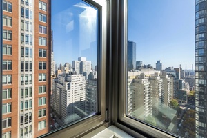 VIEWS, VIEWS AND MORE VIEWS !