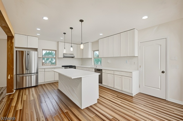 Modern Kitchen