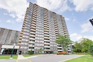 This spacious penthouse corner suite at 55 Huntingdale Blvd offers immense potential for those looking to put their personal touch on a home.