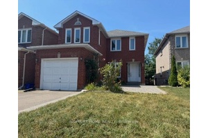 Detached 4 Bedroom Gem ! Over 2, 080 Sq.