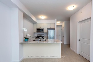 Welcome to Horizon's Sapphire, perfectly situated on the shores of Lake Ontario !