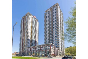 Luxury Building In The Heart Of Scarborough Town Centre.