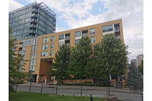 Rare Ground Floor Condo with Private Patio in Lebreton Flats !