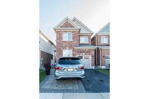 Located in the prestigious, very convenience Mount Pleasant neighborhood, Close to the Mt.