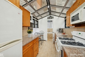 NEW TO MARKET Charming Brownstone Apartment In the heart of Murray Hill, 131 East 39th Street is a four story renovated brownstone that includes one duplex and three floor thru ...