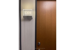 Luxurious Waterfront Community Boasting City And Lake Views, 1 Parking Spot and 2 Lockers.