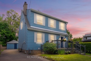 Offers welcome anytime ! Make your dreams of living in a detached home a reality at 303 Gliddon Ave !
