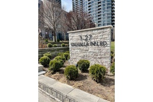 Amazing Unit 2 Floors, 3 1 Bedrooms, 3 Baths With Front Terrace And Private Back Deck With A Walk Out From Den.