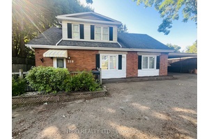 Excellent rental opportunity, close to all amenities.