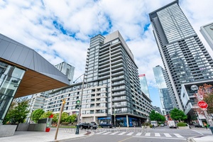 Stunning Waterfront Community at The Luna.