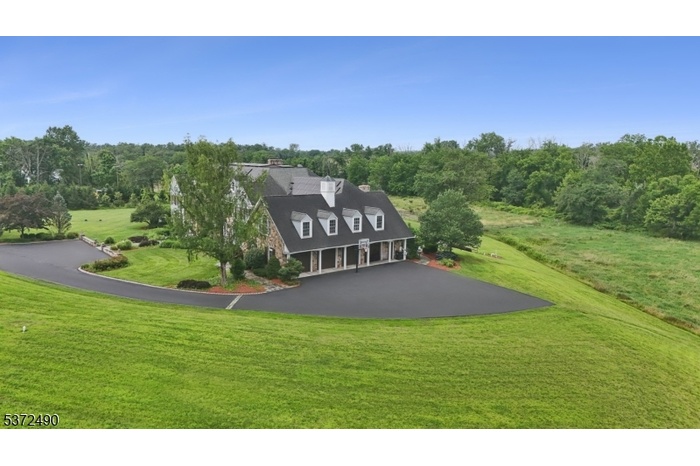 Four Car Garage