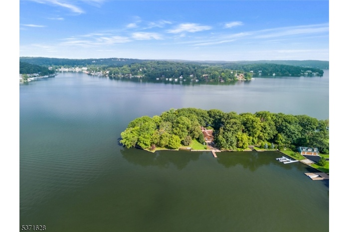 Chestnut Point