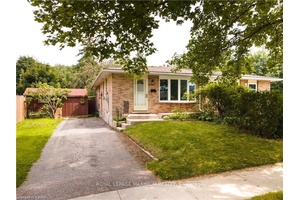 Welcome to 231 Cedarbrae Avenue !