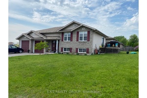 Location ! Location ! Whether you are getting posted to CFB Trenton or you're looking for a family home that's within walking distance to schools and located in a desirable ...