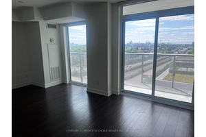 Stunning Unit ! Right By Yorkdale Subway Station !