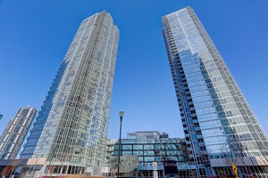 Freshly painted, bright and spacious west facing modern condo featuring 1 bedroom 1 den in prime Vaughan location.