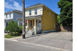 Fully renovated 2 bedroom and 1 full bath upper floor apartment for rent as part of a duplex close to all amenities.