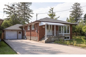 Welcome To A Renovated Basement Apartment at Eglinton Ave E Birchmount Rd.