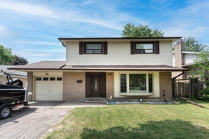 Come amp ; Explore This Beautifully Maintained Fully Detached Home Built On A Massive 54.