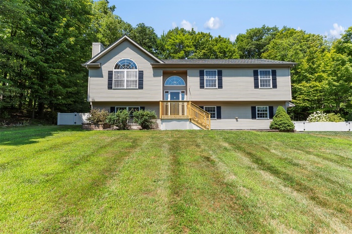 Welcome to 101 Hansburg Road! Updated and private!