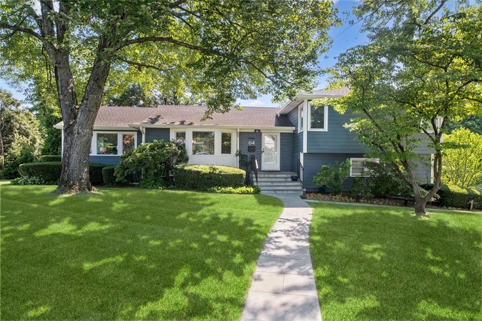 Welcome to an endlessly flowing, light-filled home to brighten your day!