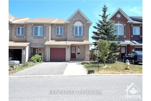 END UNIT ! ! Absolutely Gorgeous home in Barrhaven with loads of Builder Upgrades.