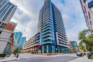 Luxury waterfront condo studio !