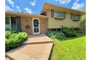 Attention Investors Walking distance to Trent University.