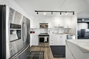 Welcome to this beautifully renovated the penthouse style living !