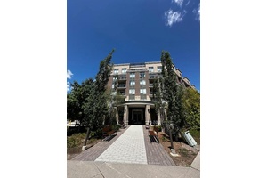 This south facing sun filled, spacious one bedroom with the den being employed as a 2nd bedroom, condo includes two 3 pcs bathrooms, and is located in the highly sought ...