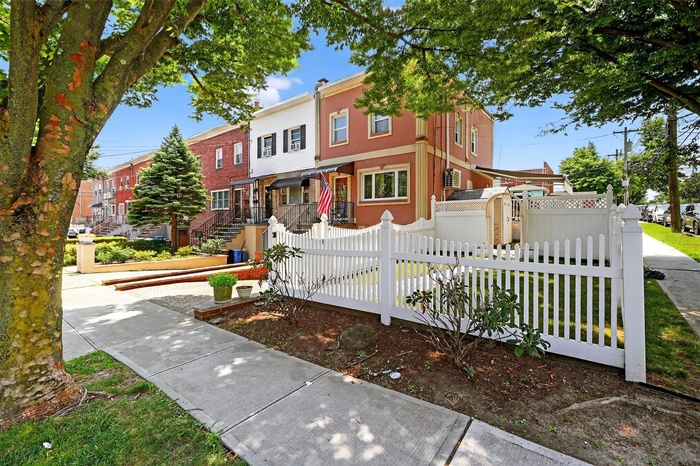 View of front of house with a fenced front yard