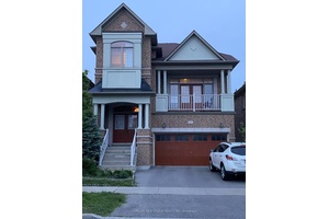 Fully furnished and beautifully maintained 4 bedroom detached home in the highly sought after Thornhill Woods community !