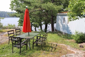 HANDYMAN NEEDED ! ! ! The estate had planned to sell this property earlier in the year.